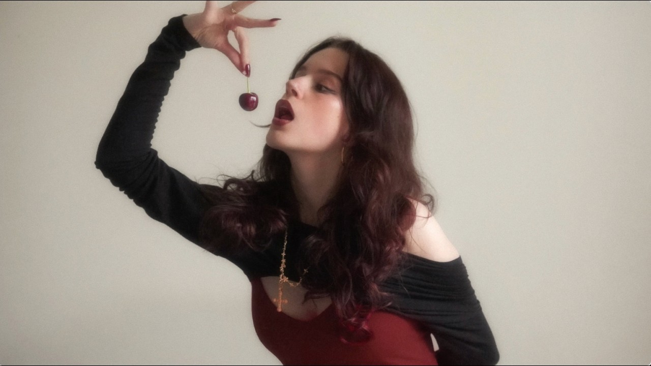 Charlotte Boin - sweet like cherries (Official Audio)