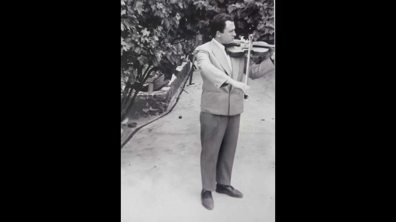 Kemani Cahit Otoloğ, Udi İbrahim Özkan, Hafız Mahmut Akagün, Mehmet Ilgın, Uşşak Hüseyni Hüzzam..