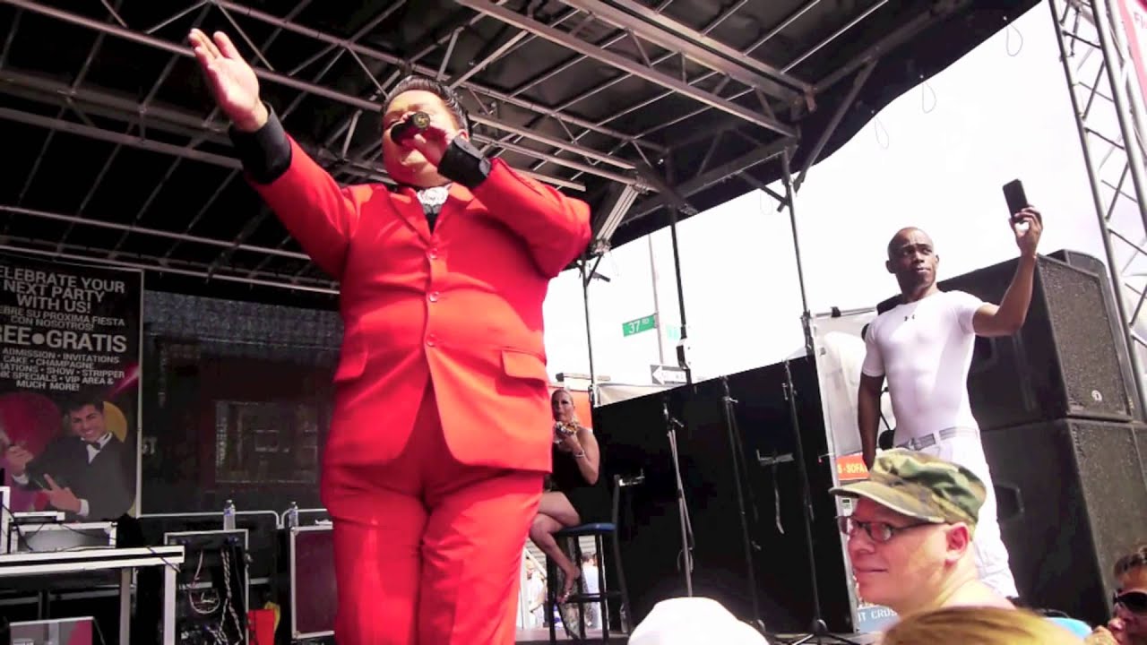 QUEENS GAY PRIDE 2013- FERNANDO MARTINEZ