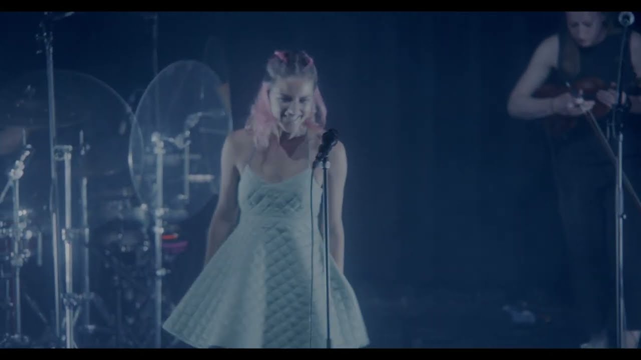 LAKSHMI - When no one sees me live at De Helling