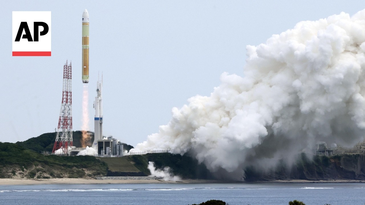 Japan's H3 rocket returns to flight with debut of low-cost variant
