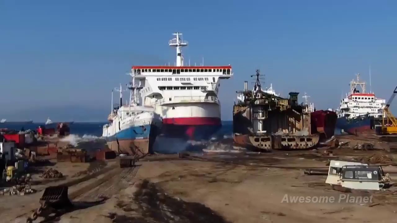 Epic Ship Crashes Compilation - !!Must Watch!!