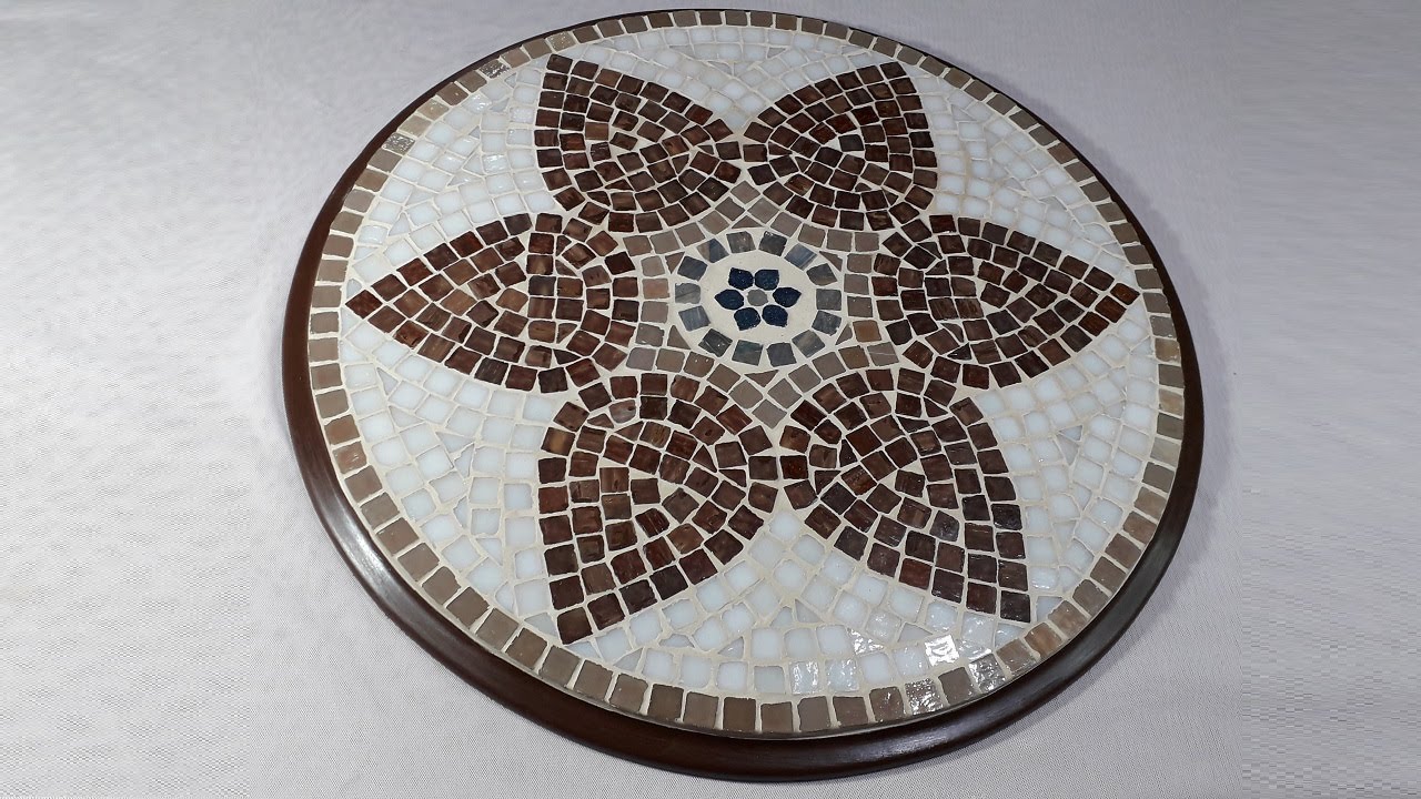 MOSAICO PASTILHAS DE VIDRO - TAMPO DE MESA @luci buzo