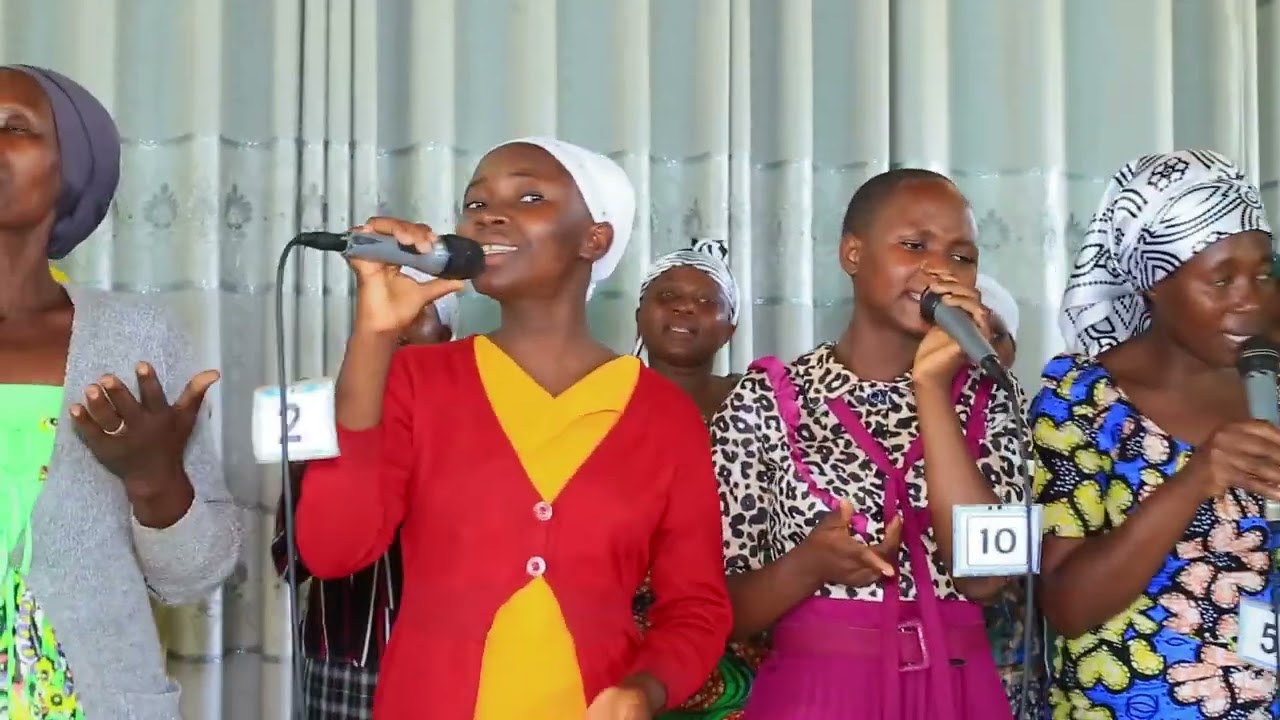 HARIHO IGIHUGU CYIZA BY OMEGA Choir ADEPER NYAKABWENDE  (Official Video Live ) SHIMWA TV