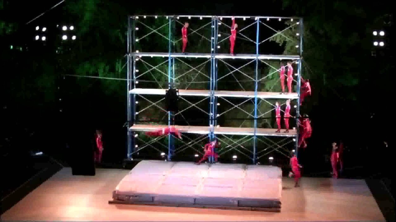 STREB Human Fountain (excerpt) 2013