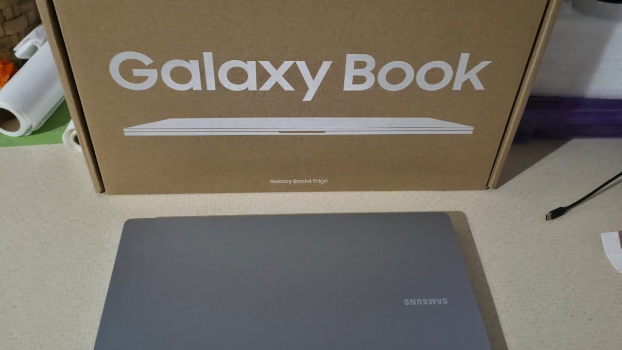 Unboxing Samsung Galaxy Book 4 Edge