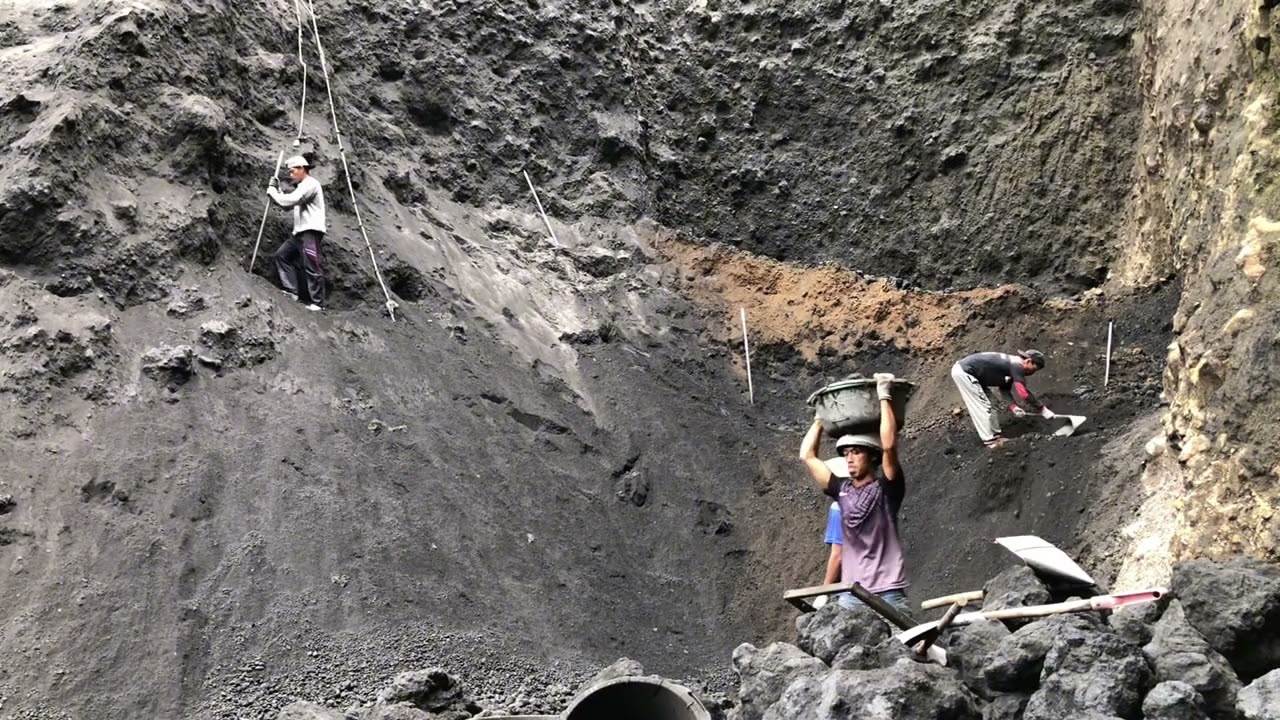 they work very compactly, black sand miners