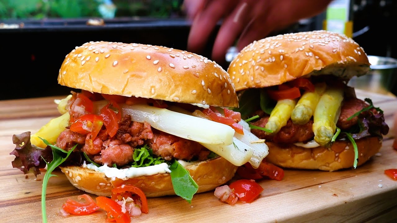 Spargel Salsiccia Burger mit Tomatensalsa und Zitronen Majonnaise