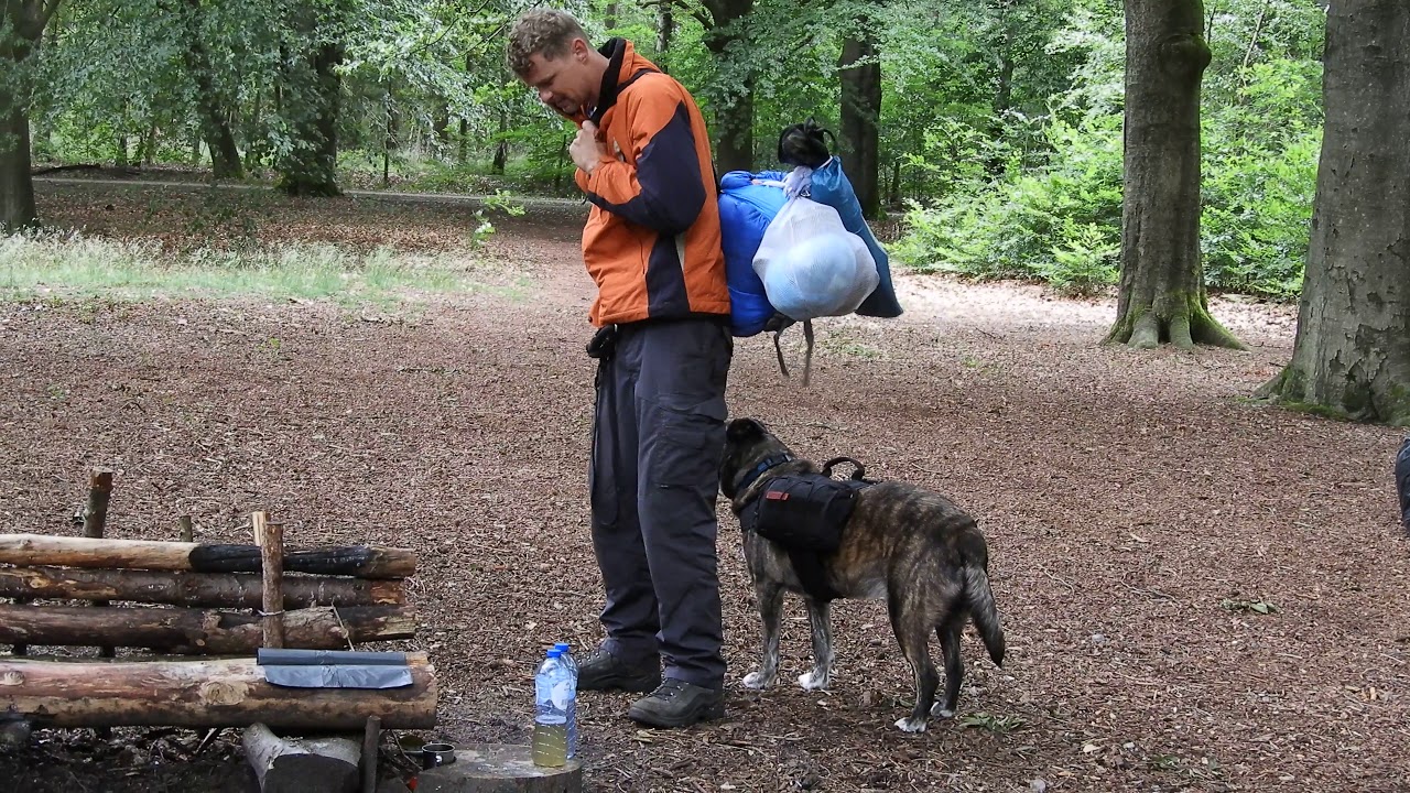 Kort filmpje  met goede mensen in het Bos