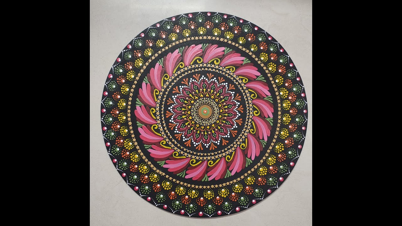 Dot mandala art on 30cm diameter board #dotmandala #dotpaintingideas #dotpaintingforbeginners