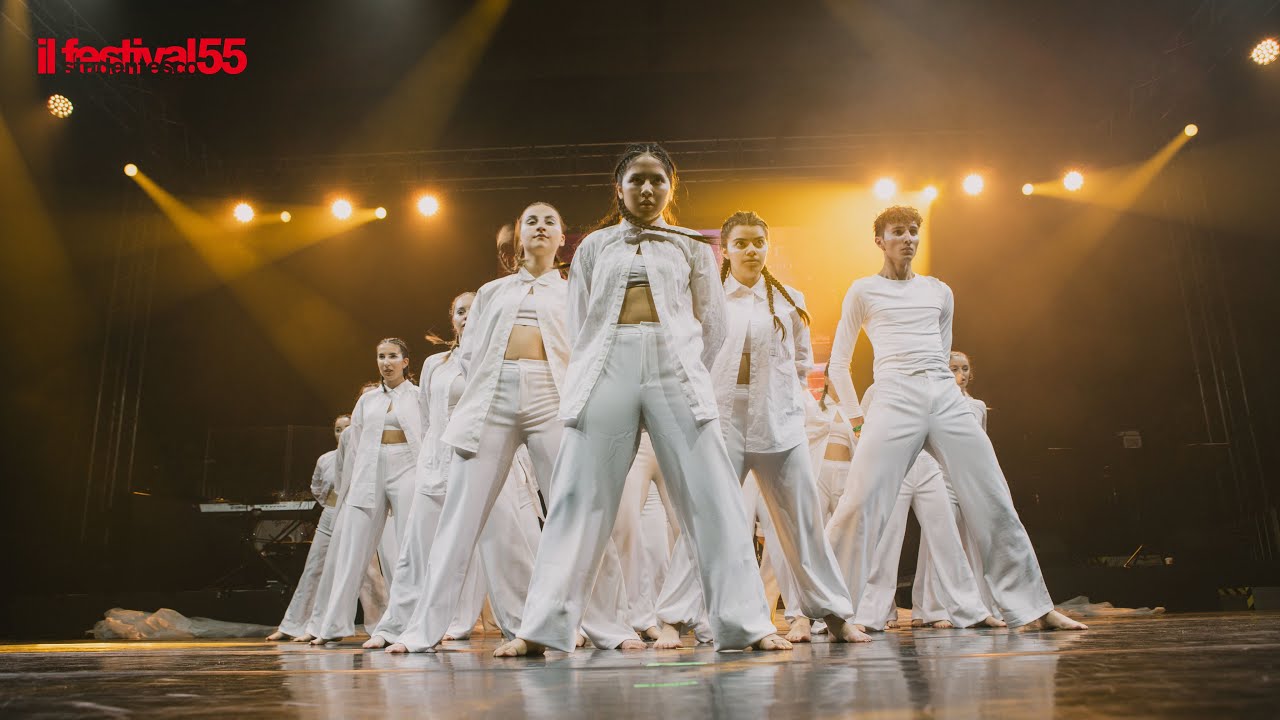 Clouds - (DM) Liceo Pascoli - #ilfestival55