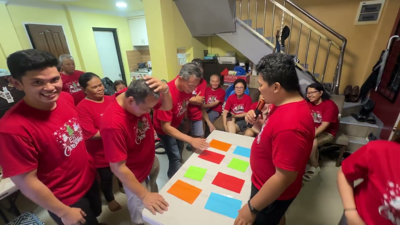 Family Christmas Party (GAMES) 