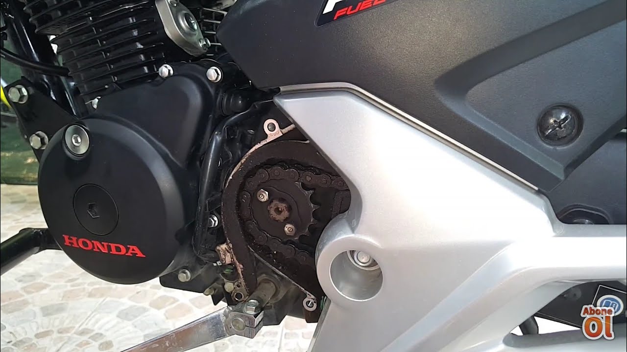 Motosiklet Zicir Bakımı Honda CB125F Chain Care