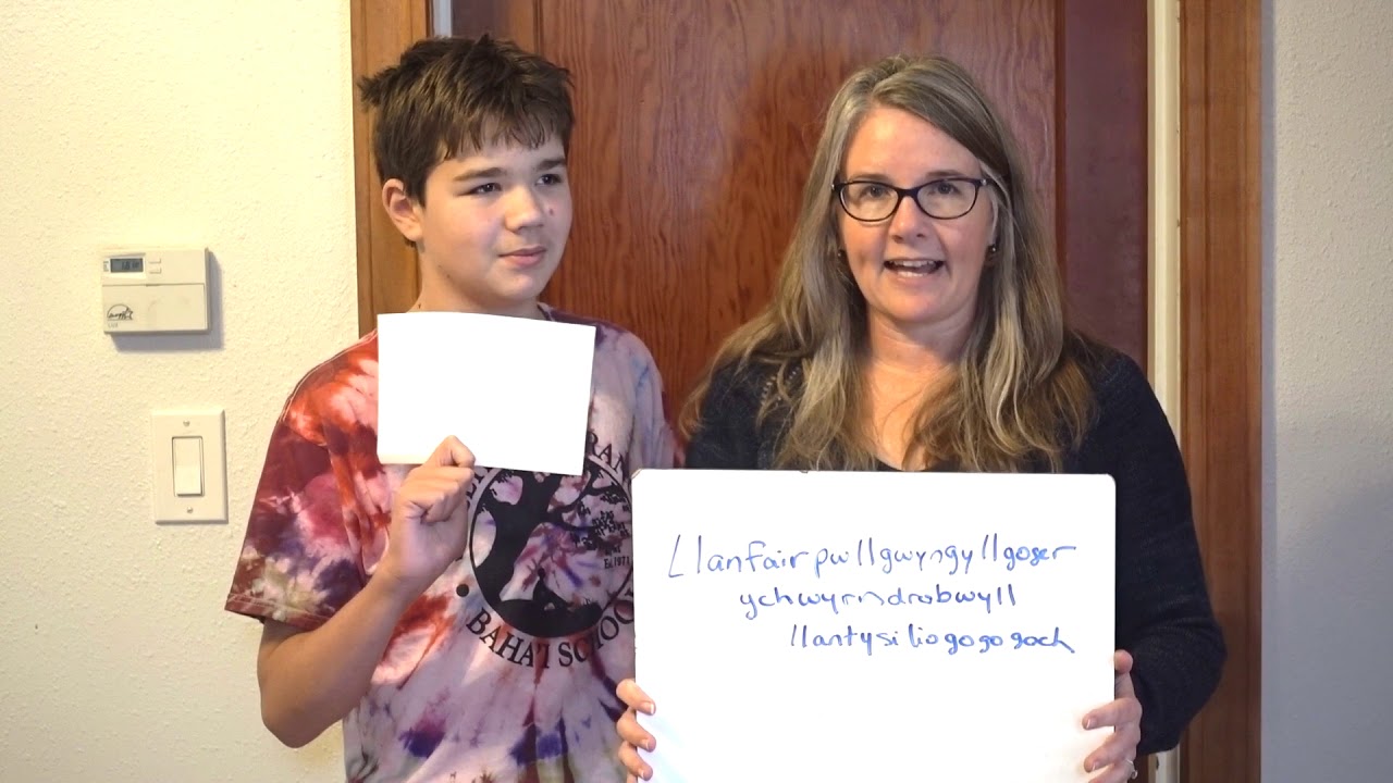 Pronouncing Llanfairpwllgwyngyllgogerychwyrndrobwllllantysiliogogogoch