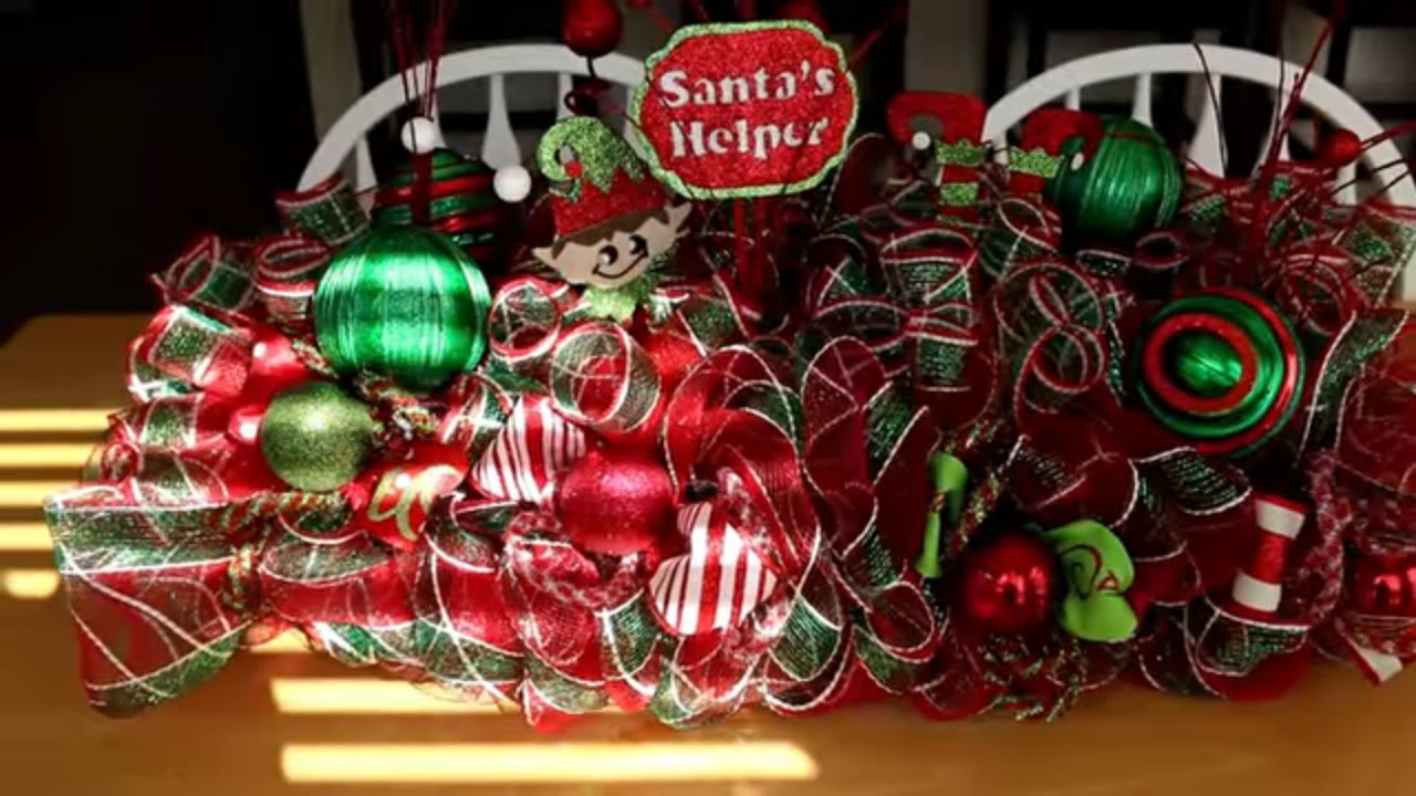 How to make a Holiday Centerpiece for your table with deco mesh
