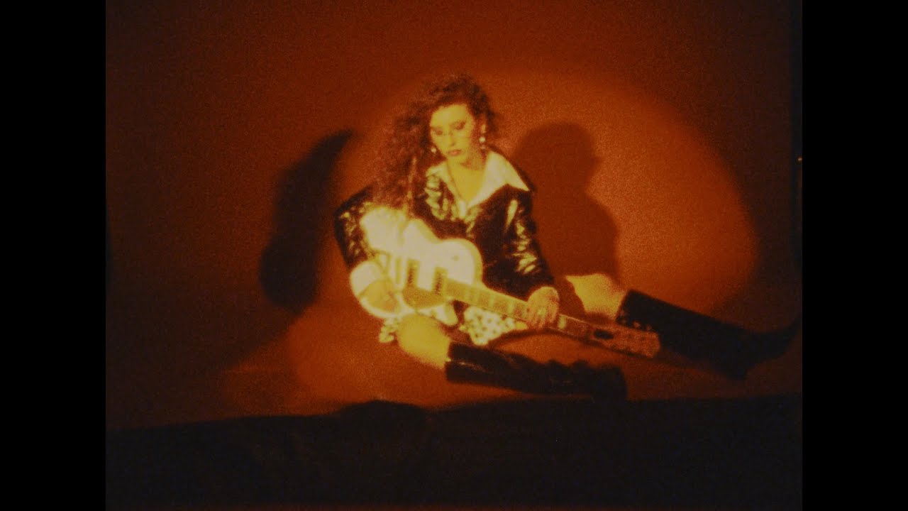 Lindsey Lomis - Something You Do (Visualizer)