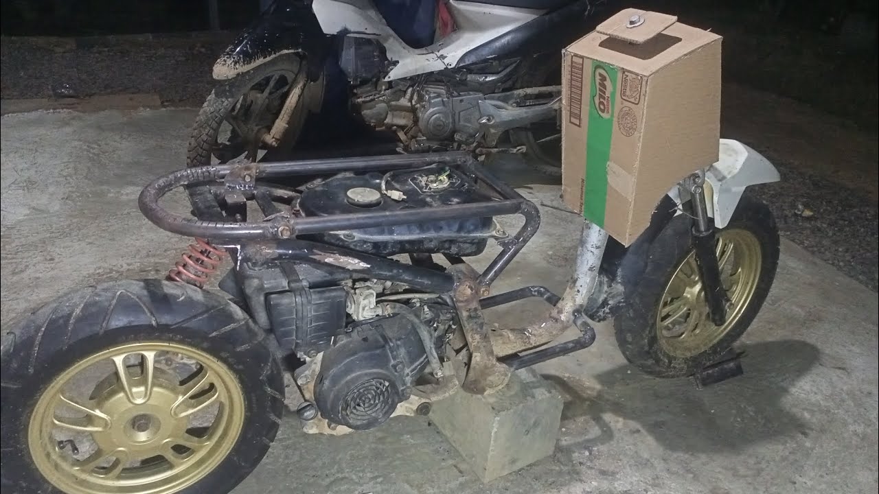 Custom Motor Matic Honda Beat karbu jadi Rukus atau Zoomer