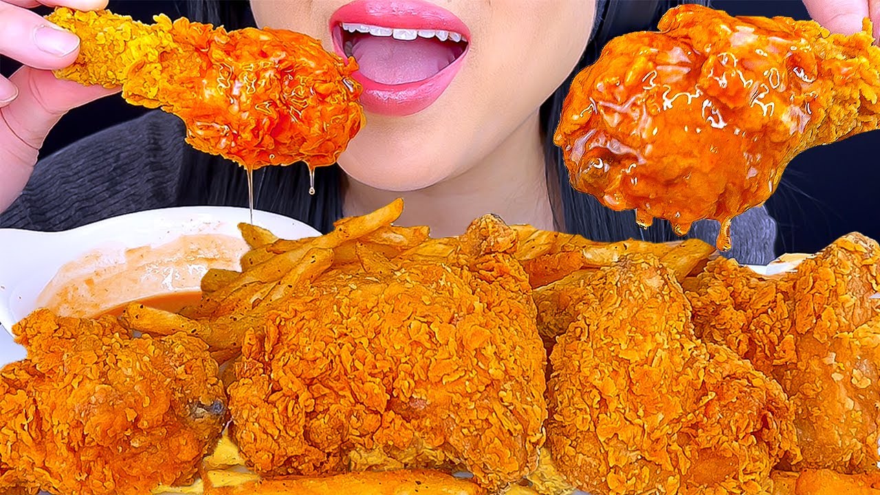 ASMR HONEY FRIED CHICKEN DIPPED IN HOT SAUCE #asmr #mukbang #food