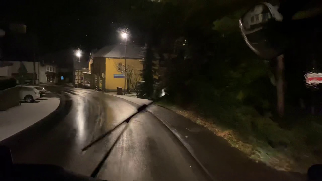 Fahrt durch Neustadt (Wied)
