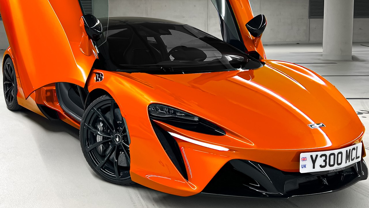 NEW 2024 McLaren Artura! 680 HP Ferrari 296 GTB Killer!? +SOUND! Exterior Interior Walkaround 4K