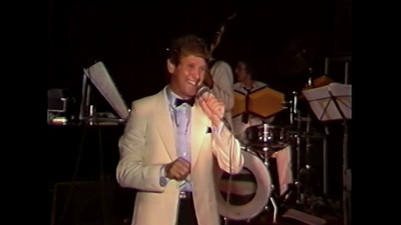 Richard Loring in cabaret at Annabels January 1985