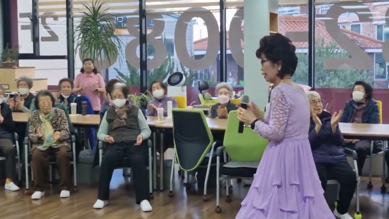 #추억의소야곡  #강수빈 (원곡남인수)  장전동케어링 