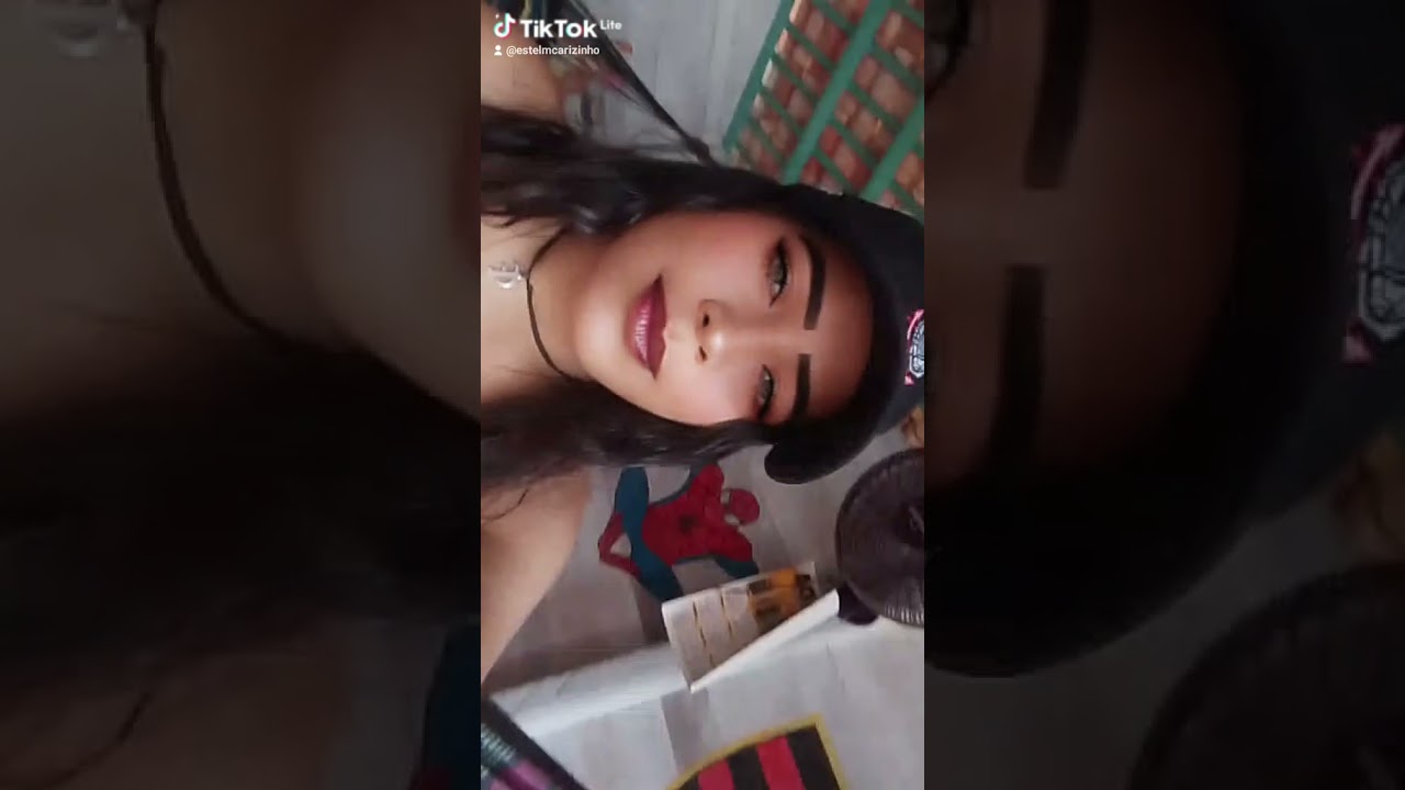 se escreve no canal não esquece de dar o like 💞