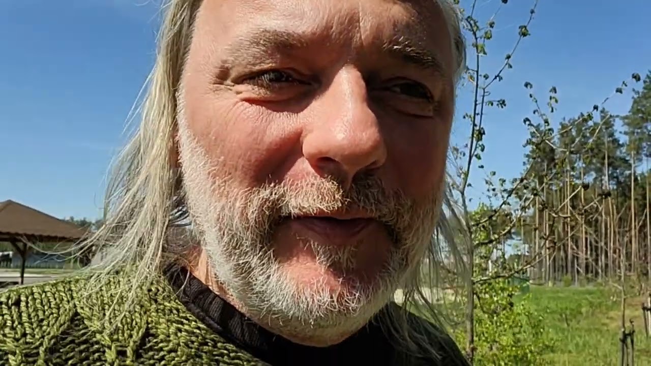 Dzika aronia, kruszyna i ogrodowe mody: porzeczka, agrest,  dereń jadalny, świdośliwa i co dalej