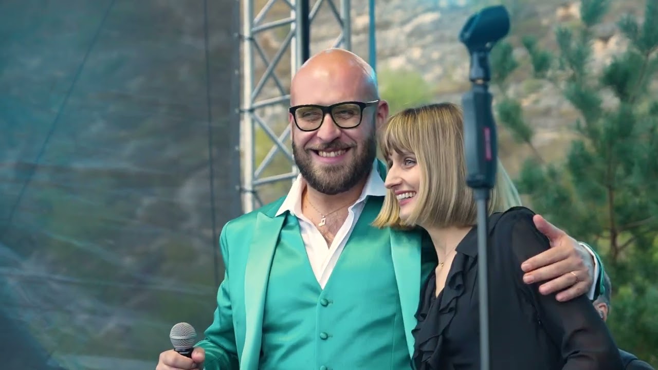 Lidia Isac & Stevie Biondi - Fly Me to the Moon (Live in concert)