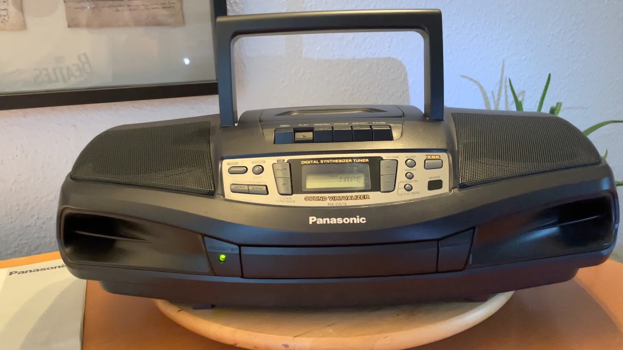 Panasonic RX DS18 Boombox Ghettoblaster with CD silver 90s