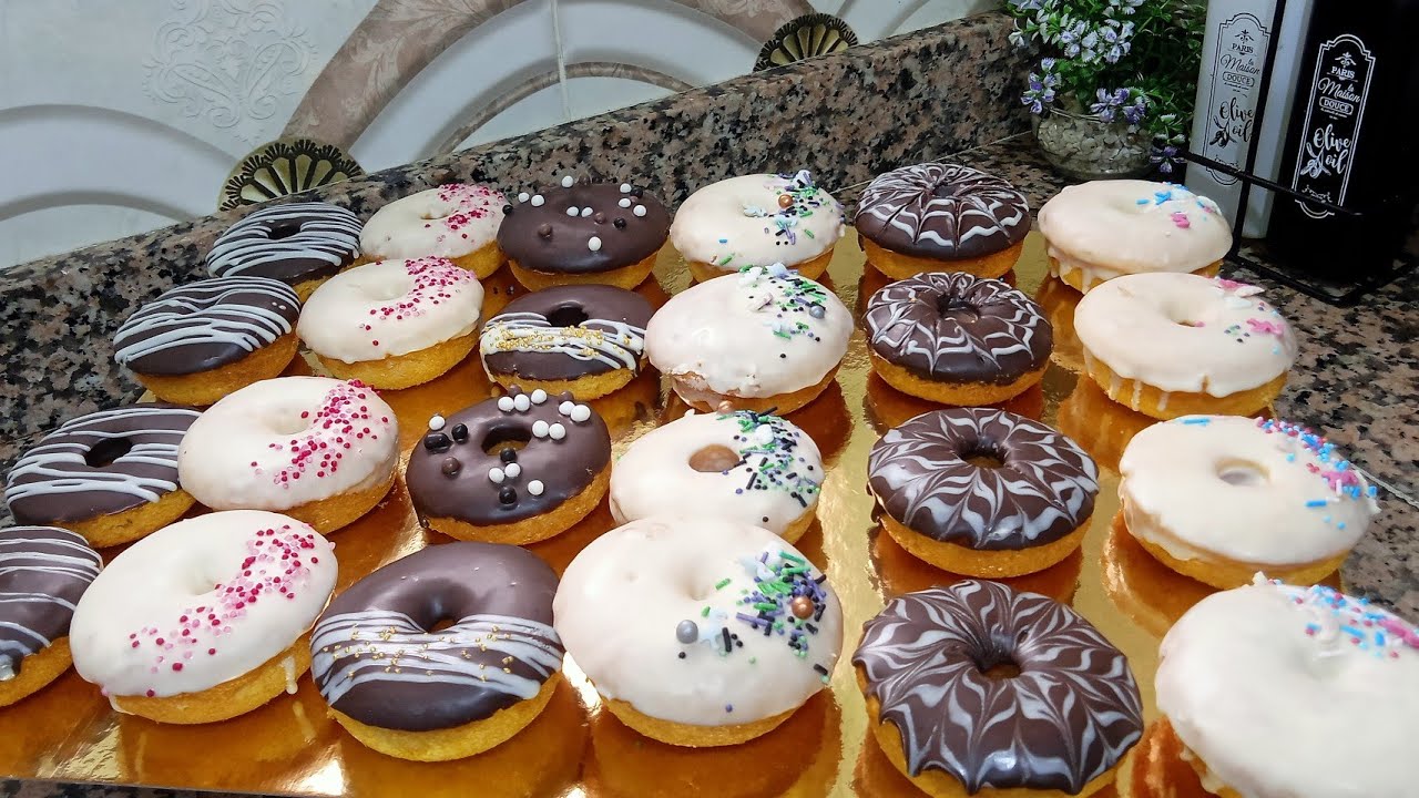كيك الدونات 🍩 بدون عجن ولا قلي ولا مجهود 🔥بمكونات بسيطة سهل ولذيذ Donuts