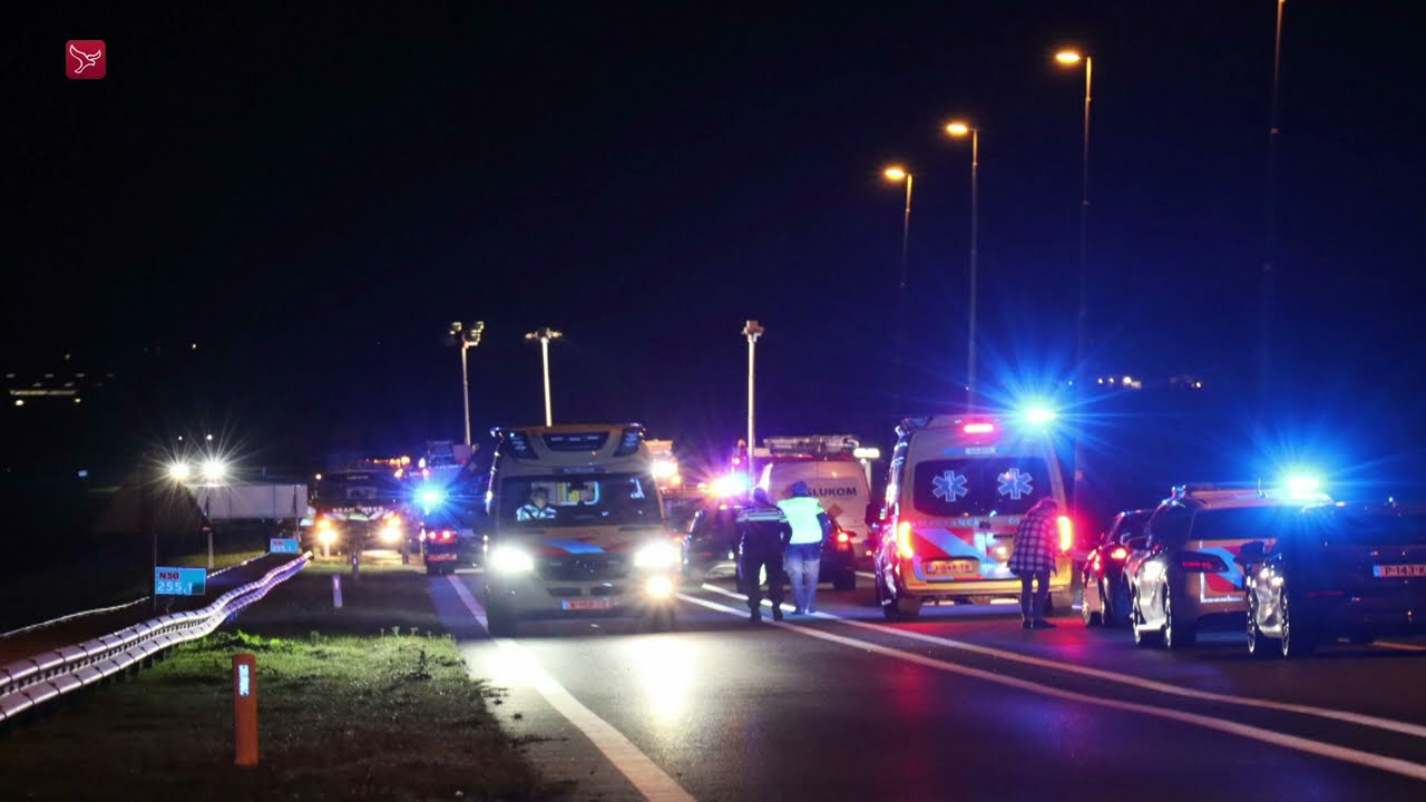 Twee Emmeloorders en verdachte overleden na heftig ongeluk bij Kampen
