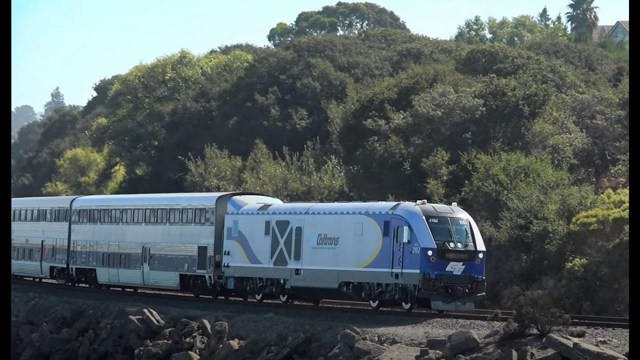 Pinole Shores, California: Amtrak and Union Pacific