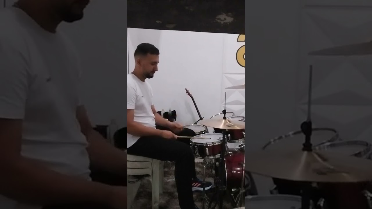 NatanBatera, tocando toda via me alegrarei.