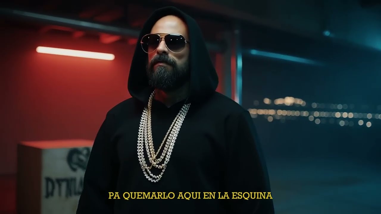 EN BLINDADAS - Cartel De Santa Ft. Makabelico (M&uacute;sic video)