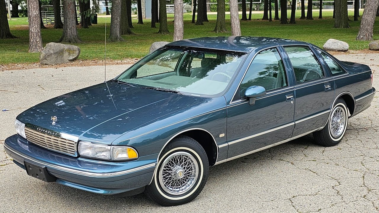 1993 Chevrolet Caprice Walk Around ***9,400 Original miles***