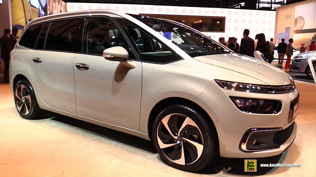 2017 Citroen Grand C4 Picasso - Exterior and Interior Walkaround - Debut at 2016 Paris Motor Show