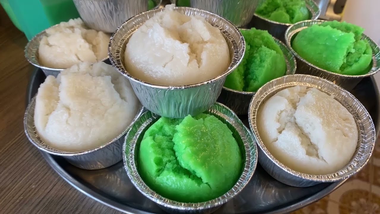 How to make steam rice cake, ​របៀបធ្វើនំអាកោ/Cooking With Sokheng