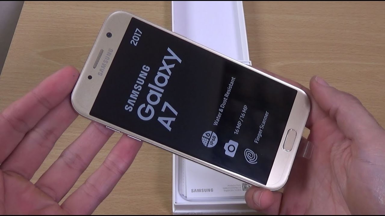 Samsung Galaxy A7 2017 — распаковка и первый взгляд!