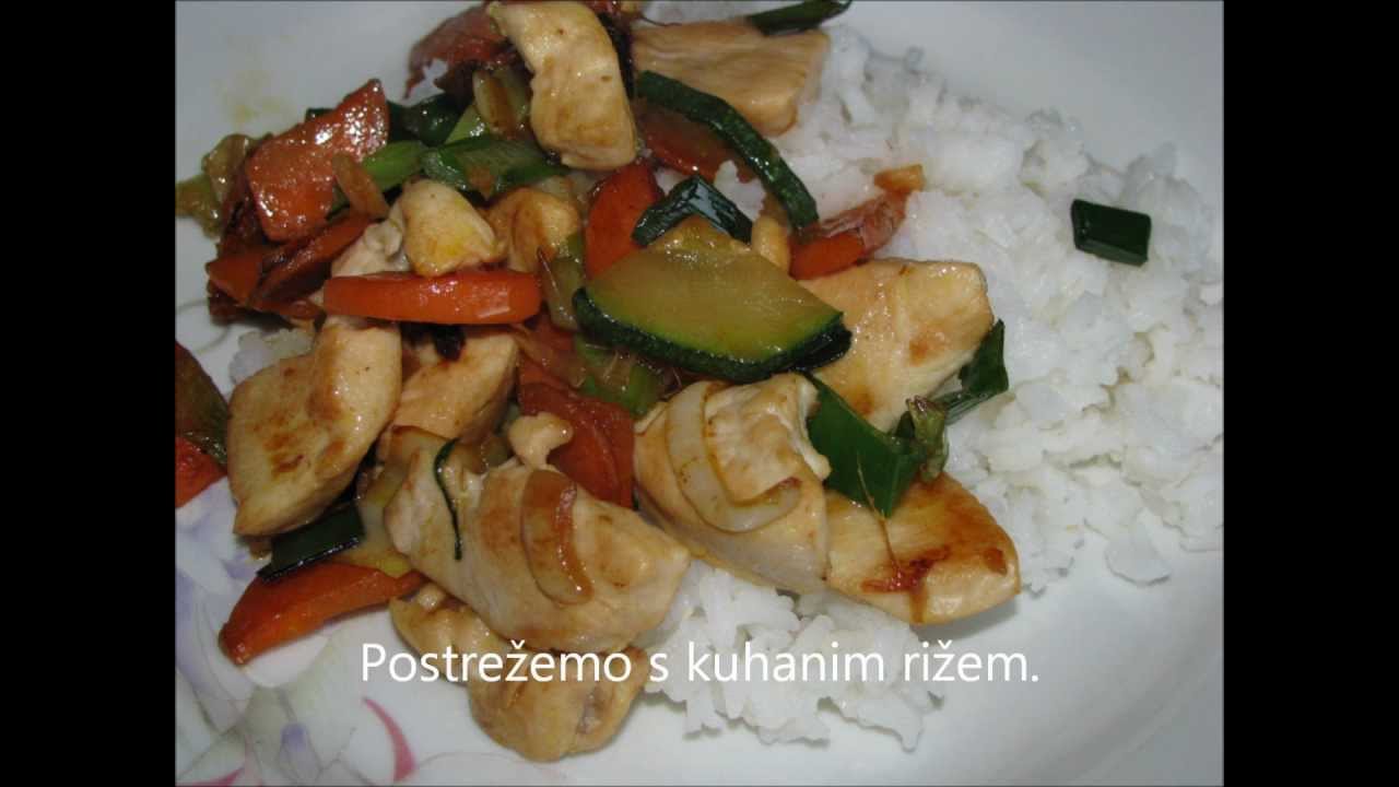 Pi&scaron;čanec z zelenjavo v voku, Chicken with vegetables in wok