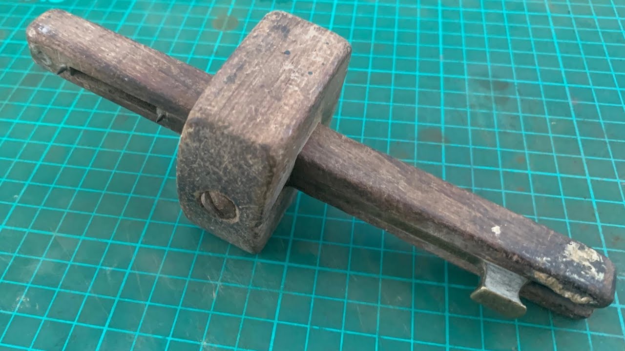 Mortise gauge hand tool restoration - no power tools used