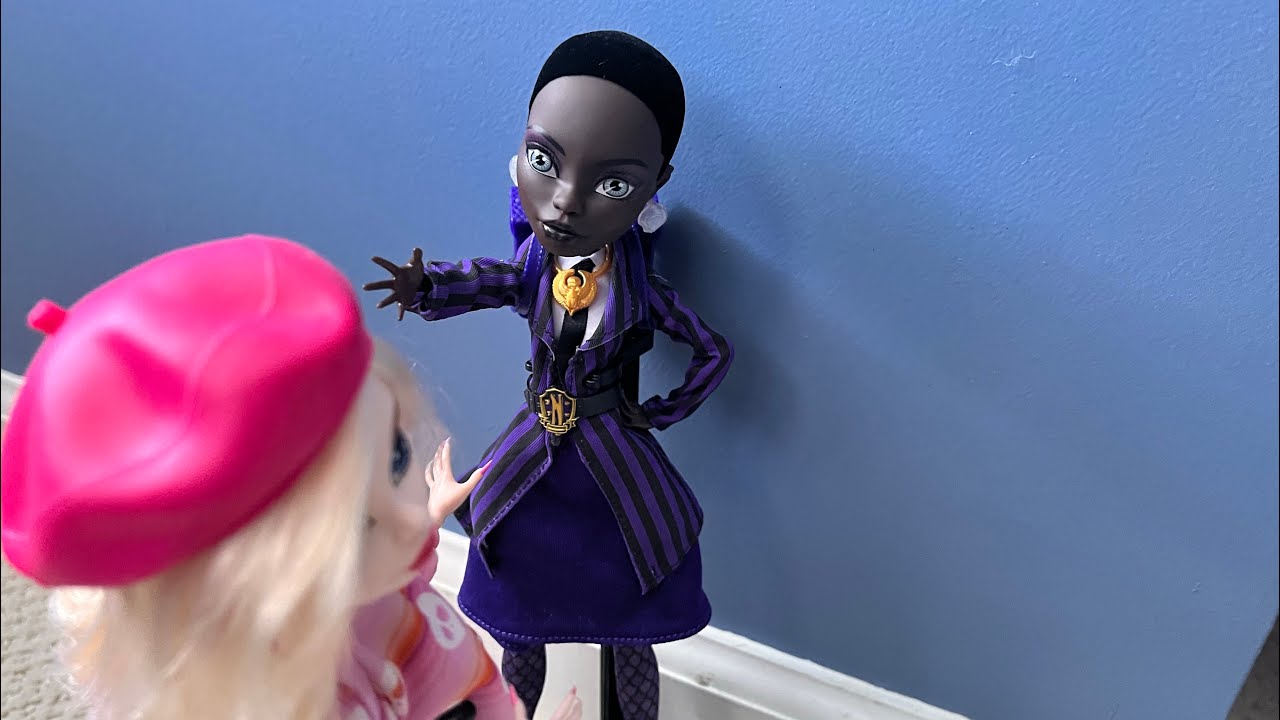 Monster High Wednesday Bianca Barclay Doll Unboxing Review