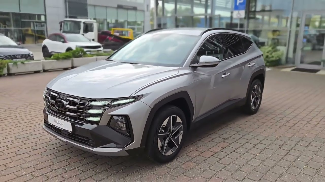 Hyundai TUCSON Shimmering Silver Metallic