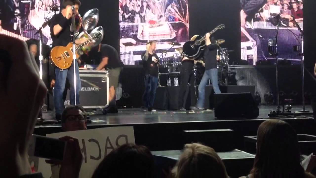 Happy birthday Chad, Nickelback, Gothenburg, November 15th