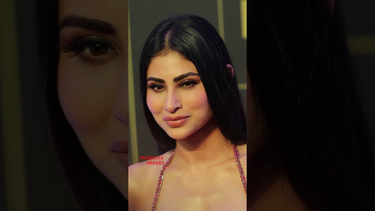 Uncut 1: Mouni Roy at Pinkvilla Style Icon Awards | ProMedia
