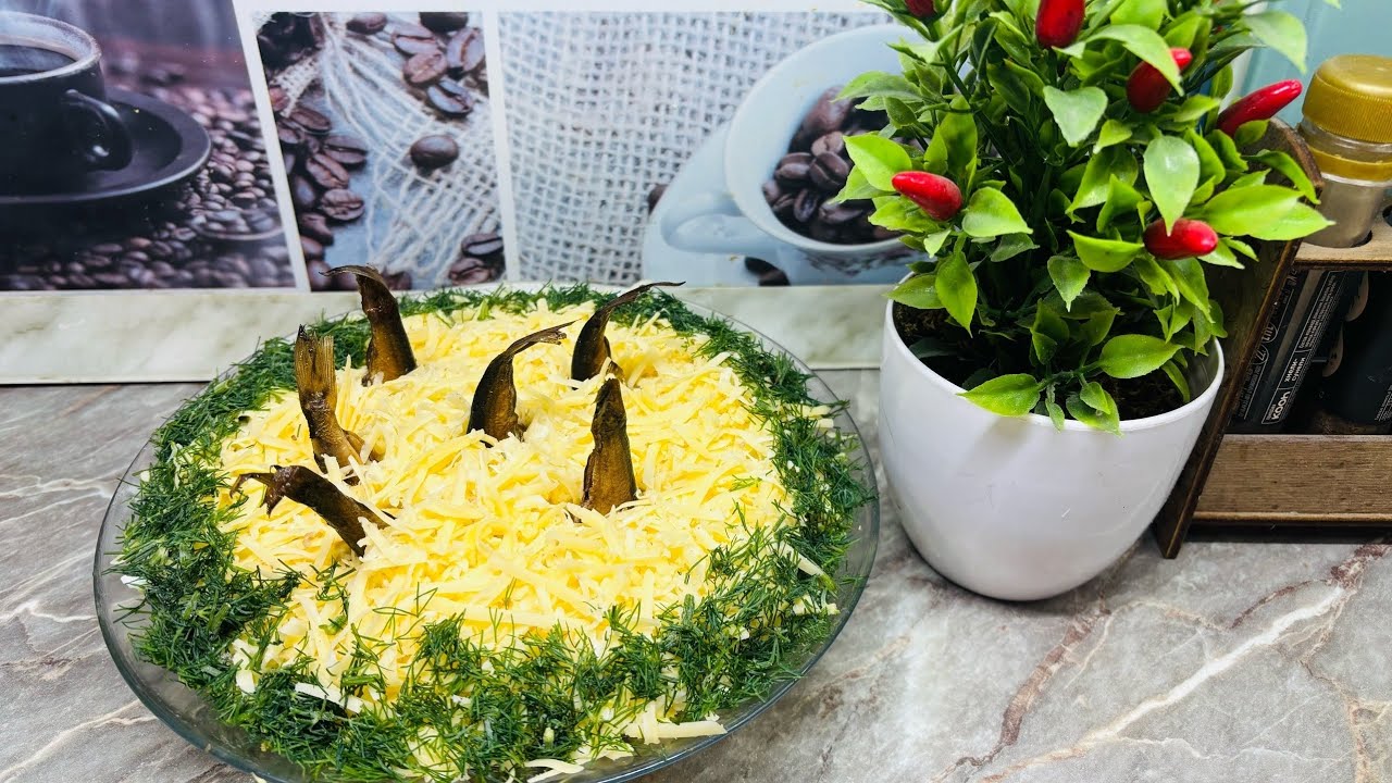 САЛАТ, на каждый день,  который ешь и не можешь остановиться!! Всего 4 продукта в составе!