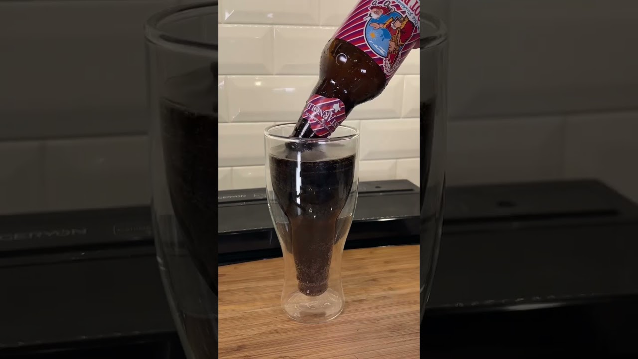 The perfect way to pour a root beer #shorts