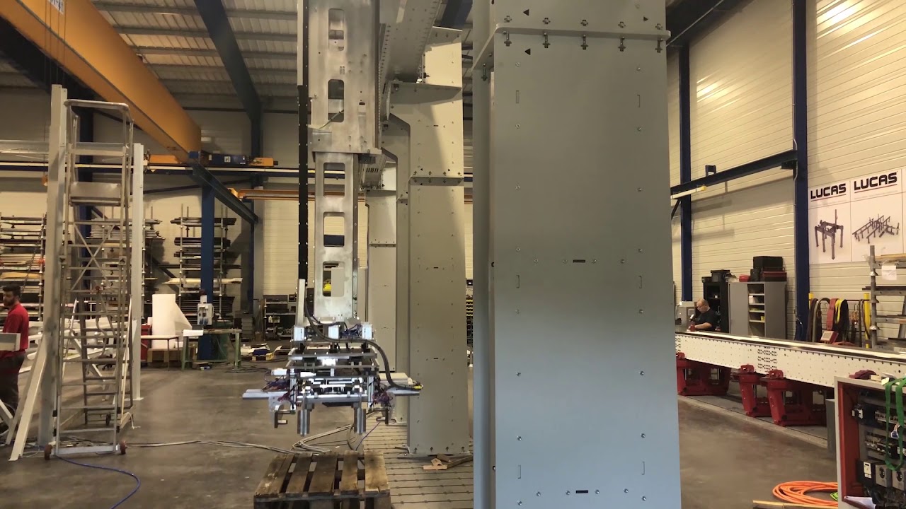 ROBOT CARTESIEN 2 AXES AVEC BRAS T&Eacute;L&Eacute;SCOPIQUE / LUCAS ROBOTIC SYSTEM