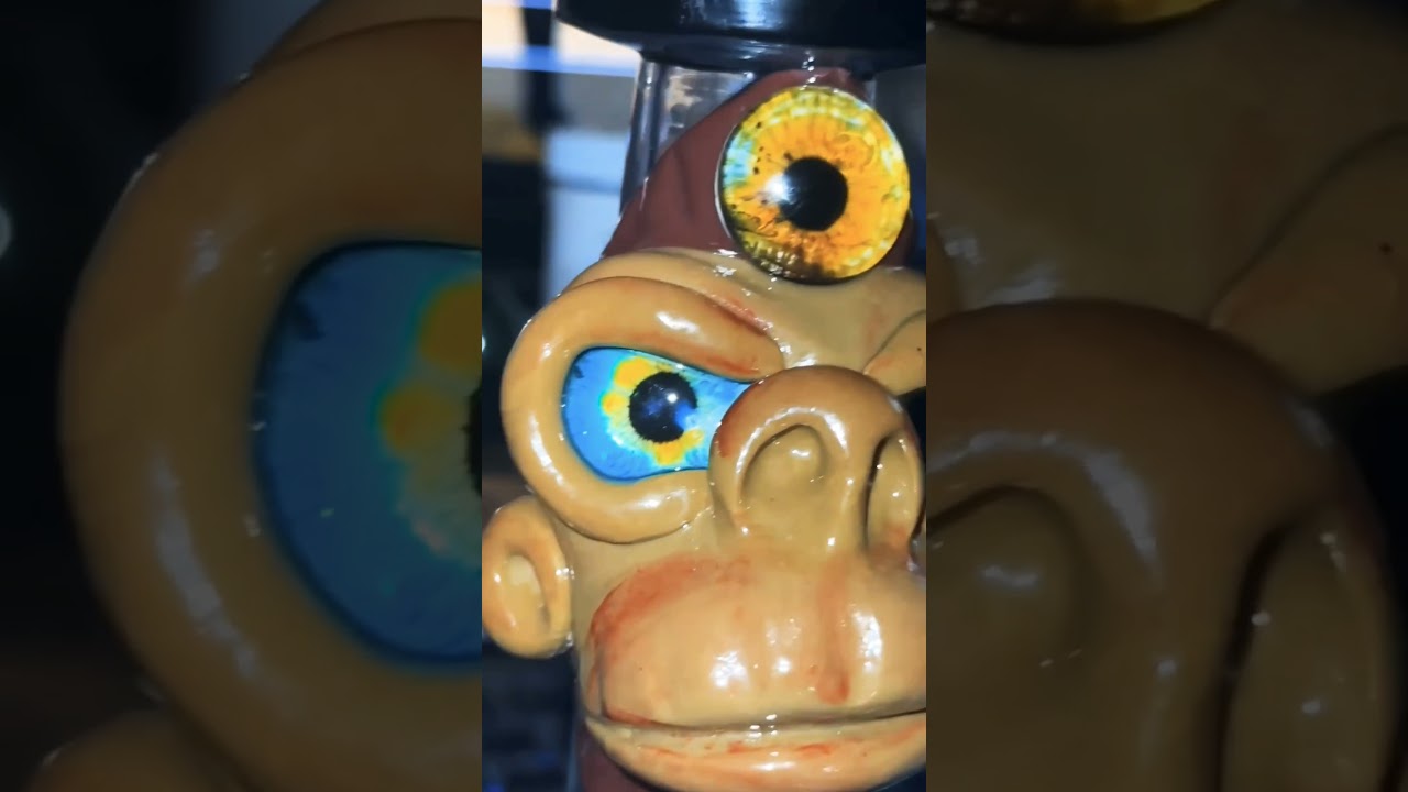 New dab rig 🤓🤓#420 #glass #monkey #epic #awsome #cool #swag #watchtillend
