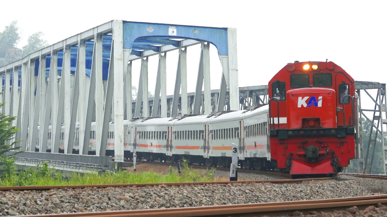 KERETA API PANJANG‼️ MENEMUKAN 27 KERETA API DI JEMBATAN DAN TEROWONGAN